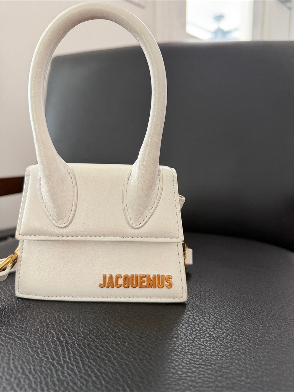 Jacquemus Le Chiquito Mini Top-Handle Bag with Gold Logo - Picture 1 of 6
